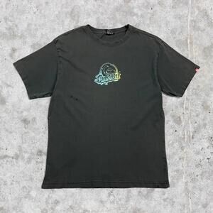 2000's Two Tone Quiksilver Graphic T-Shirt